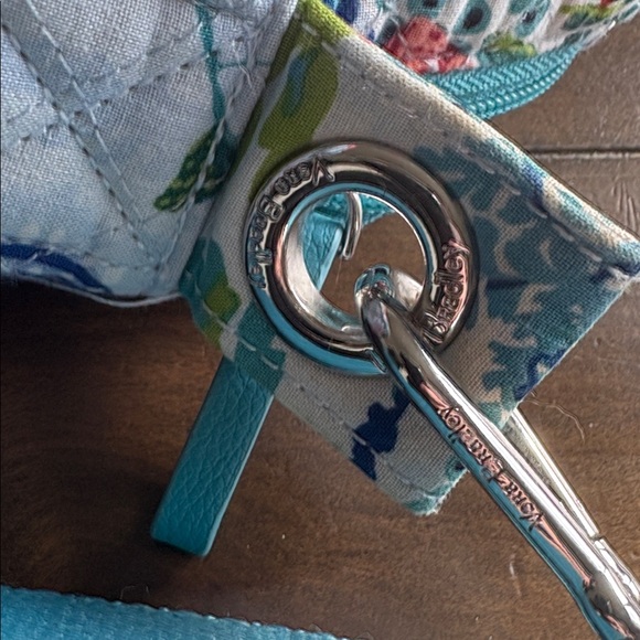 Vera Bradley Retired 2019 SHORE THING Iconic Weekender Organizer Travel Bag~EUC - Picture 10 of 11